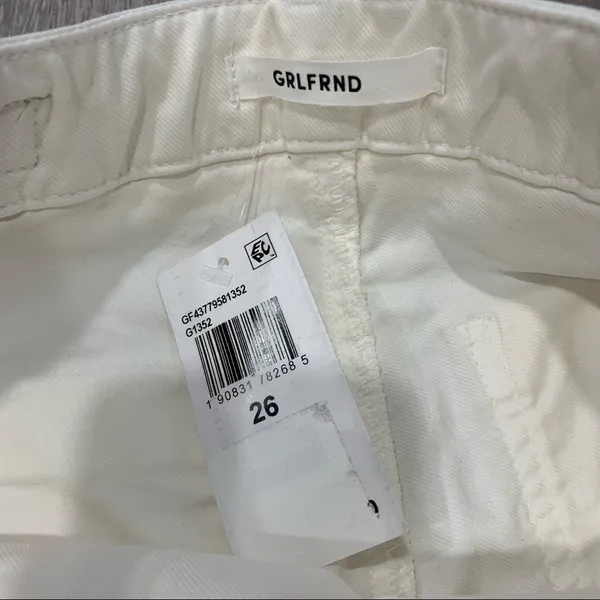 GRLFRND Belted High Rise Zipper Pocket Skylar Off White Denim Jeans NWT Size 26 - Image 9