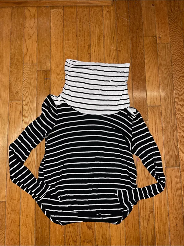 Striped Black and White Long-Sleeve Boatneck Top - Image 2