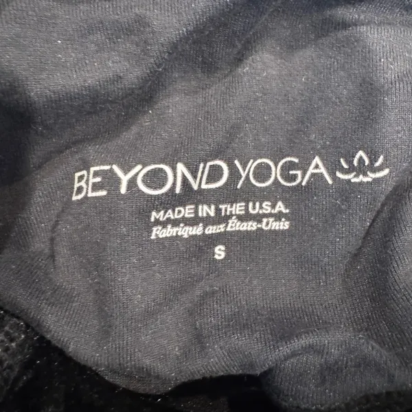 Beyond Yoga Crushed Velvet‎ High Waisted Leggings Black Athleisure Pants Small - Image 3