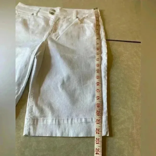Code Bleu Women's White‎ Stretch Bermuda Shorts Size 12 White - Image 7