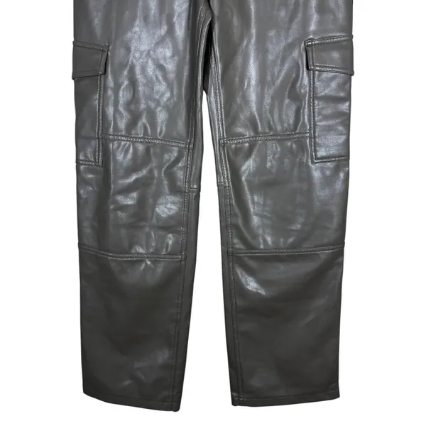 Abercrombie & Fitch 90s Relaxed High Rise Vegan Leather Cargo Pants Size 27/4 - Image 3