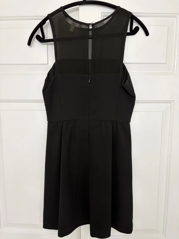 Black Banana Republic Dress - Image 2