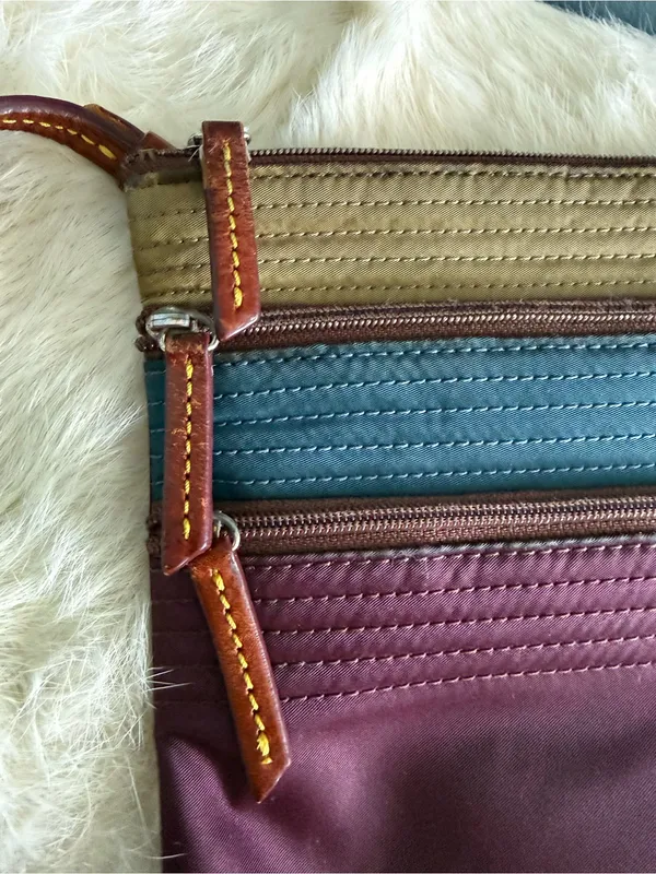 Dooney and Bourke Vintage 2000’s North South Triple Zip Crossbody Bag - Image 3