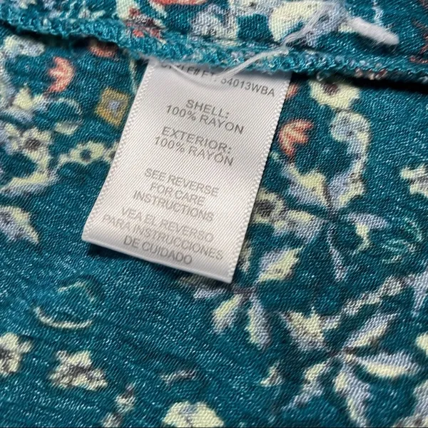 $60 Altar'd State Boho Floral smocked Loose top M - Image 5