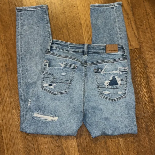 American Eagle Stretch Ripped Mom Jeans - Image 3