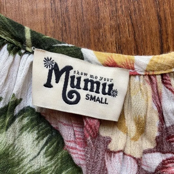 Show me‎ your Mumu flowy Hawaiian blouse size small - Image 6
