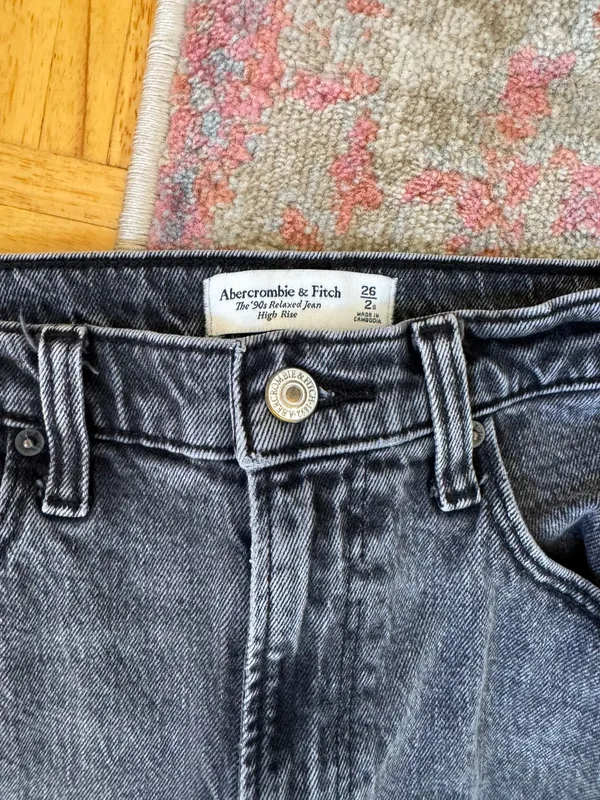 Grey/Black Abercrombie Jeans - Image 5