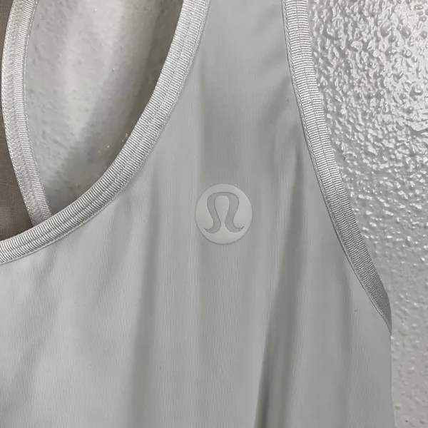 Lululemon Scoop‎ Neck Pleated Tennis Dress in White Size 6 - Image 3