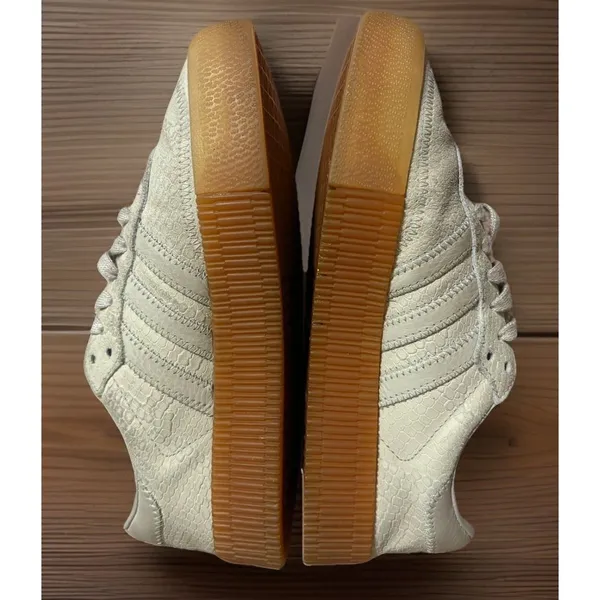 Adidas Samba Gum Soles sz 5 - Image 2