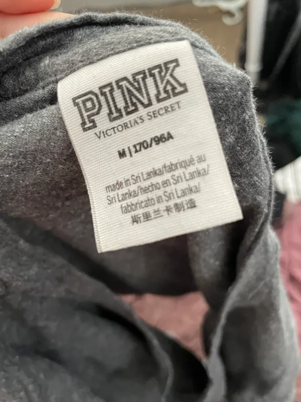 Victoria's Secret PINK Cropped T-shirt - Image 4