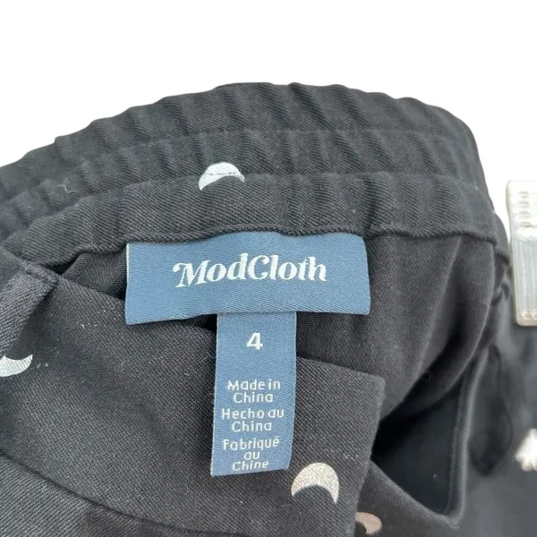 ModCloth Game Changer Twill Pants Ankle Star Moon Print Silver‎ Black Size 4 - Image 12