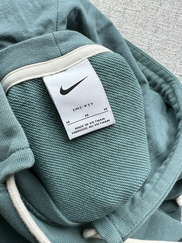 Nike hoodie - Image 5