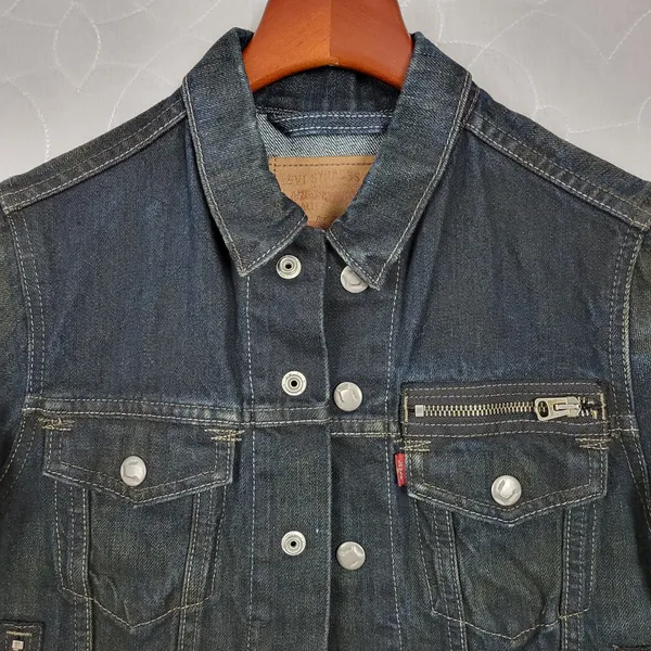 Levis Red Tab Trucker Denim Jacket Womens Medium Dark Wash Snap Closure 2 Pocket - Image 10