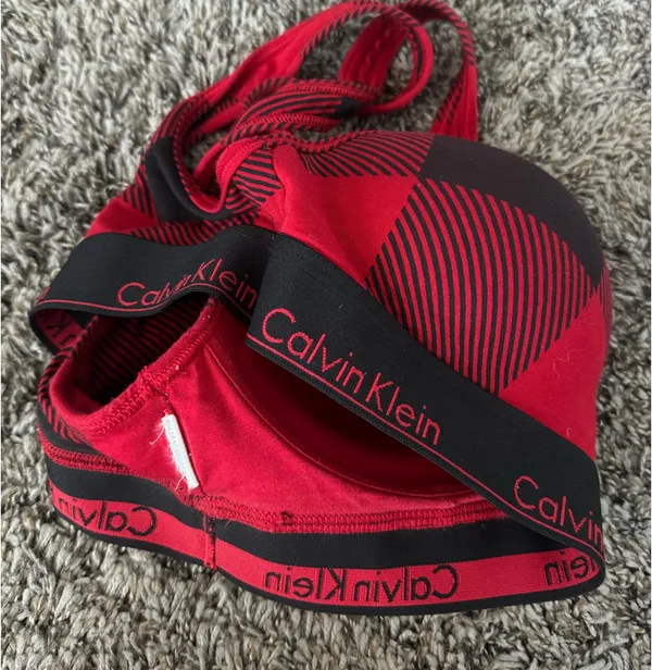Calvin Klein Padded Bra - Image 3