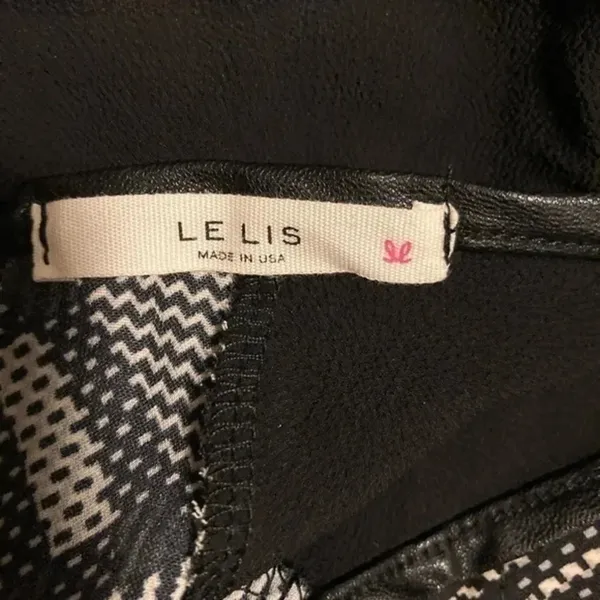 Le Lis Faux‎ Leather Trim Black and Tan plaid shift dress Size M​​​ - Image 4