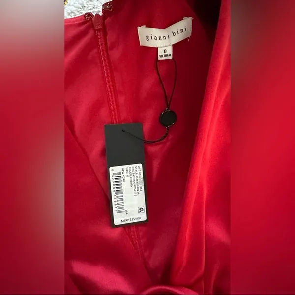Gianni bini red satin dress size 0 Valentine’s Day - Image 9