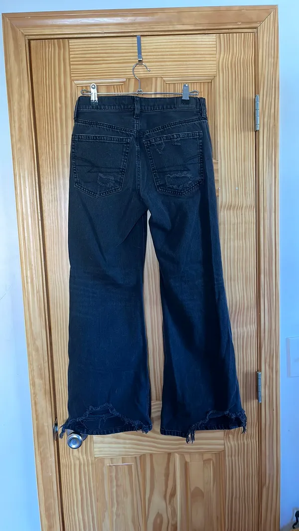 American Eagle Jeans - Image 2