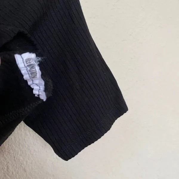 Reformation‎ rib knit cut out criss cross crop top black Size S - Image 3