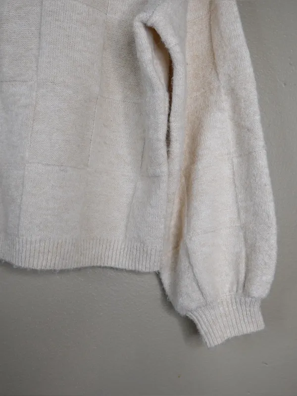 RVCA Women's M Cream Vineyard Turtleneck Boxy Knit Sweater in Oatmeal - Image 10