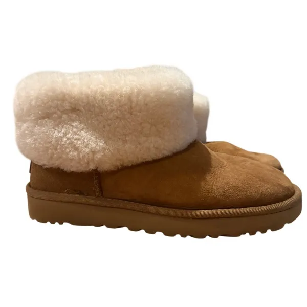 UGG Mini Fluff Cuff Boots Women’s Sz.7 - Image 2