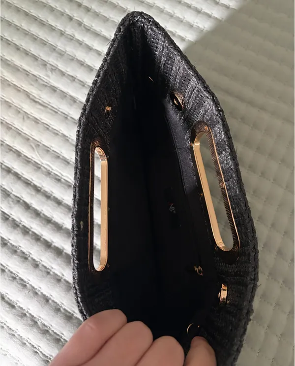 Black and gold handbag - Image 2