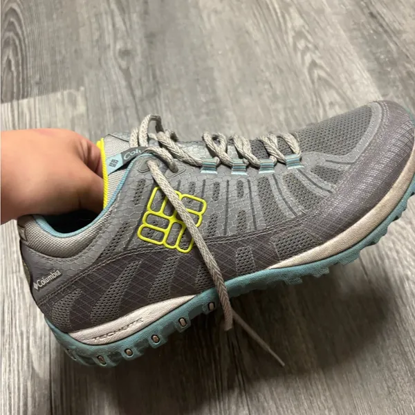 Columbia Women’s PeakFreak Hiking Shoes - Image 4