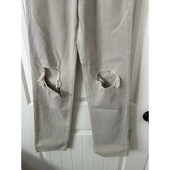 PacSun 90's Boyfriend Beige Distressed Jeans Size‎ 24 - Image 4