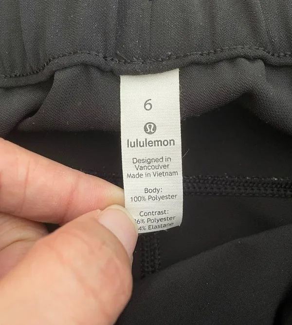 Lululemon Size 6 Black On the Right Track Pant - Image 8