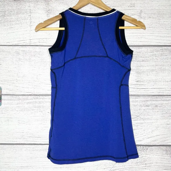 Thriv Blue Sleeveless Sporty Athletic Top Size Small - Image 2