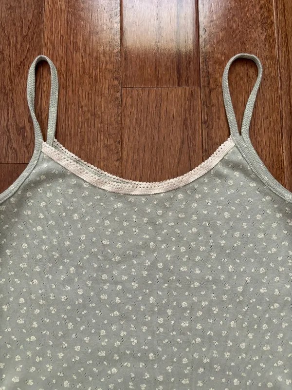 SKYLAR EYELET TANK pastel green floral - Image 3