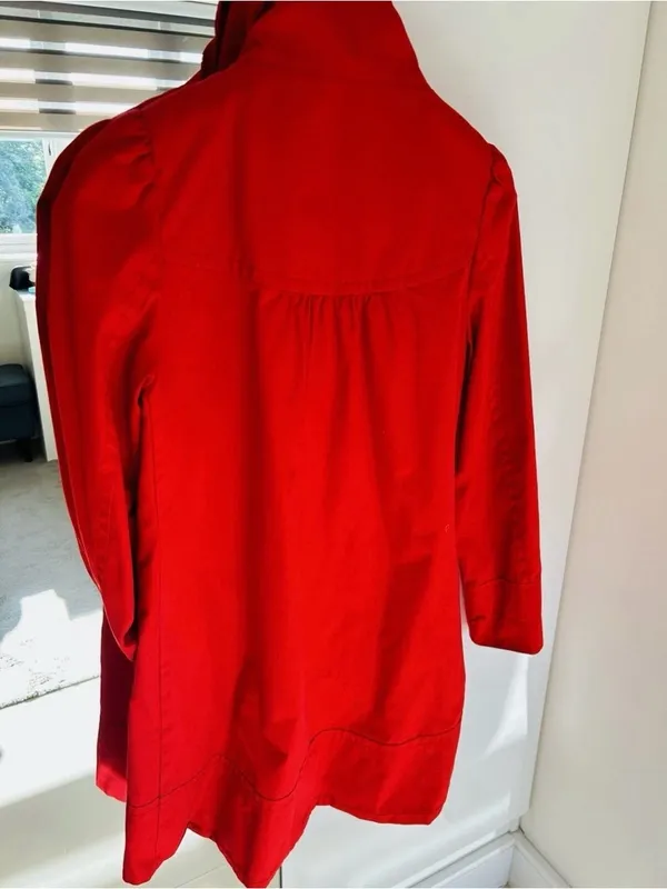 Old Money Y2K H&M red peacoat with a stand collar size 4 - Image 4