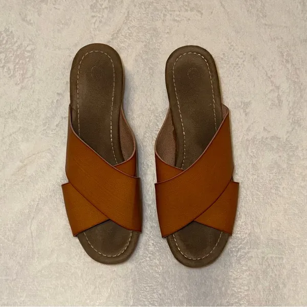 Cato size 11 mod style light brown chunky heels - Image 3