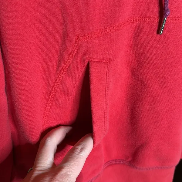 Kimes Ranch Red Hoodie Western Logo Cowgirl Pullover Sweatshirt Size Medium - Image 5