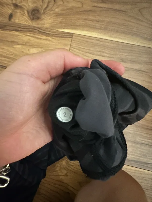Lululemon Leggings Black Size 2 - Image 3