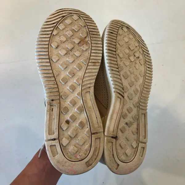 EVERLANE- The Trainer Sneaker Tan Size 9 - Image 8