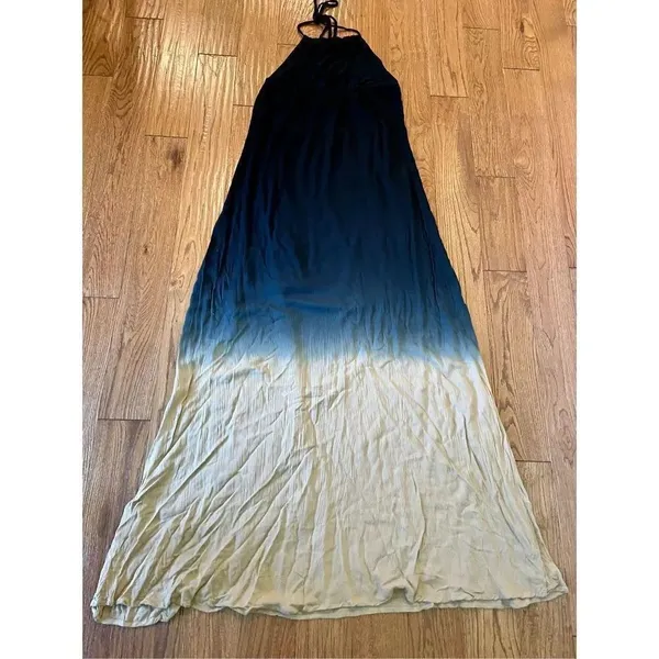La Blanca navy ombré halter maxi dress size m - Image 7