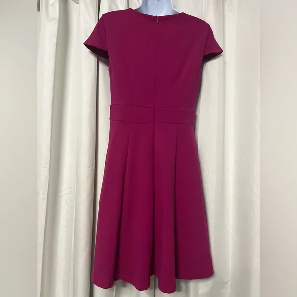 London Times Women’s Orchid Midi Dress Size 2 - Image 2