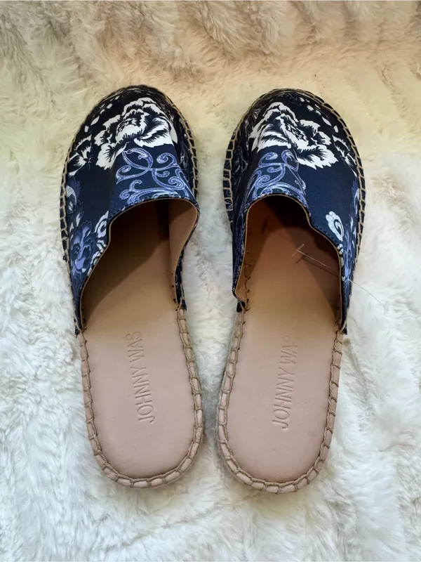 Johnny Was Navy Floral Espadrille Mules - Image 8