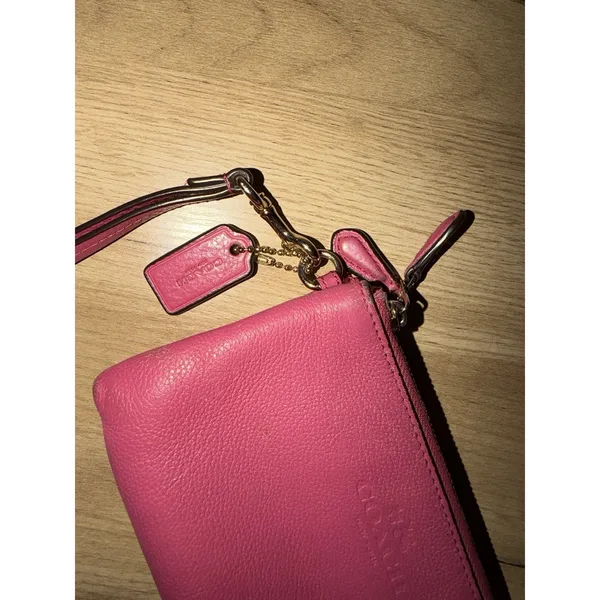 Coach Double‎ Corner Zip Pebble Leather Wristlet Dahlia - F64130 READ F - Image 6