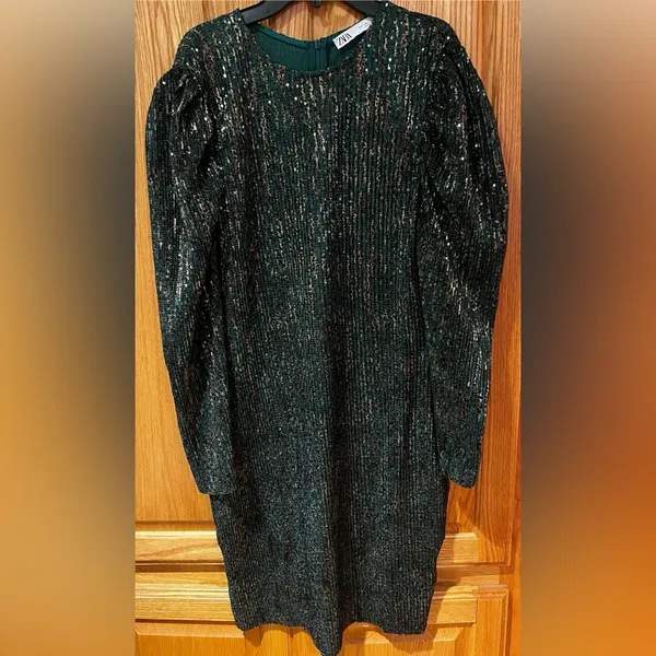 ZARA Sequin Puff Long Sleeve Special Limited Edition Emerald Green &‎ Gold Dress - Image 6