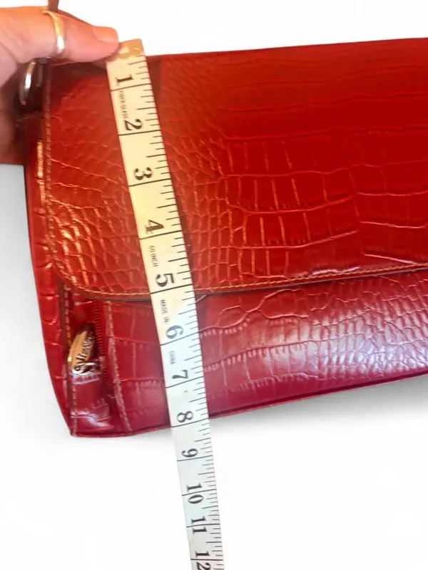 Liz & Co vintage y2k red croc embossed shoulder bag - Image 3