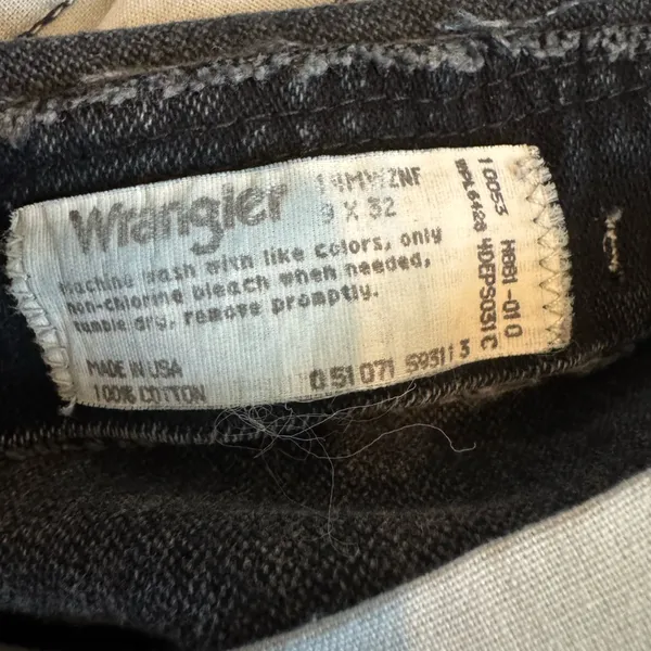 Wrangler Dark Blue Jeans size 9X32 - Image 4