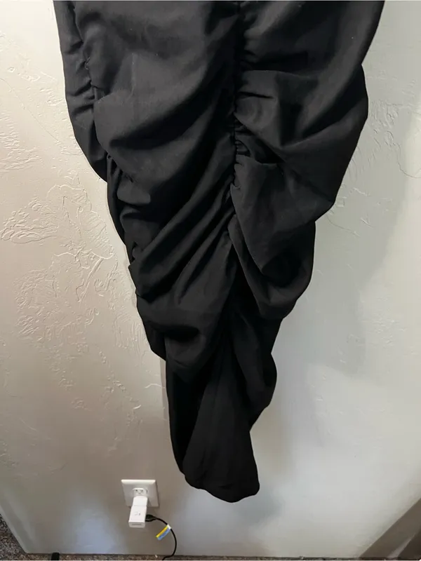 Aliava Dolly Black One Shoulder Ruched Bodycon Midi Occasion Dress - Image 8