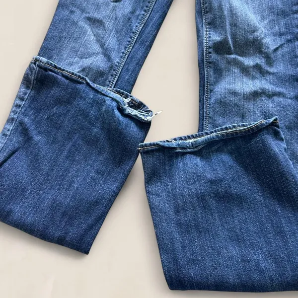 American Eagle Y2K Low Rise Artist Jeans | size 0 Raw Hem Indie Sleaze - Image 4