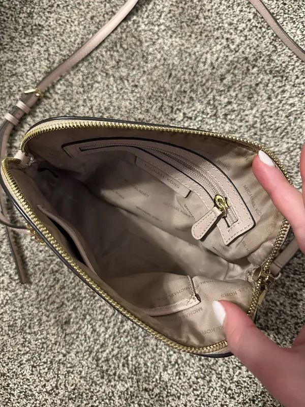 Michael Kors Purse Crossbody - Image 3