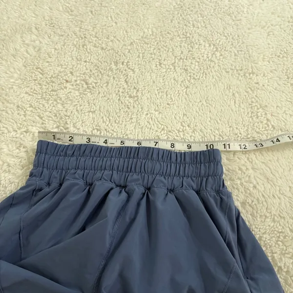 Lululemon Women Blue 2 Shorts 5” Lined Sporty Track Running Preppy Casual Summer - Image 3