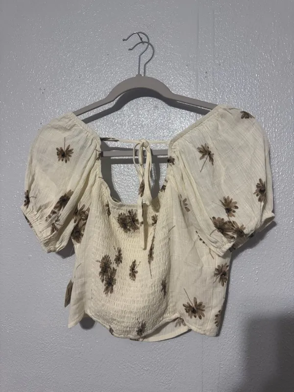 Altar'd State Floral Puff Sleeve Crop Top Cream Sage Green Cottagecore Boho S - Image 7