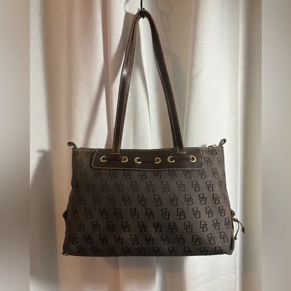 Vintage Dooney & Bourke Signature DB Purse Large Tassel Tote Y2K Brown GUC!‎ - Image 6