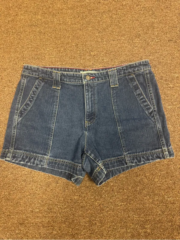 Vintage Tommy Hilfiger Denim Shorts Size 12 High Rise Classic Blue EUC - Image 2