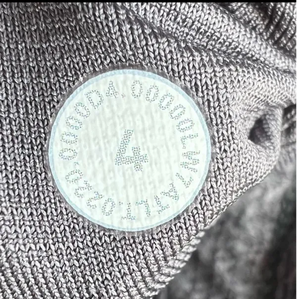 Lululemon Sports Bra Y Flow - Image 3